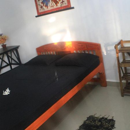 Cactus Guesthouse Arambol Bagian luar foto