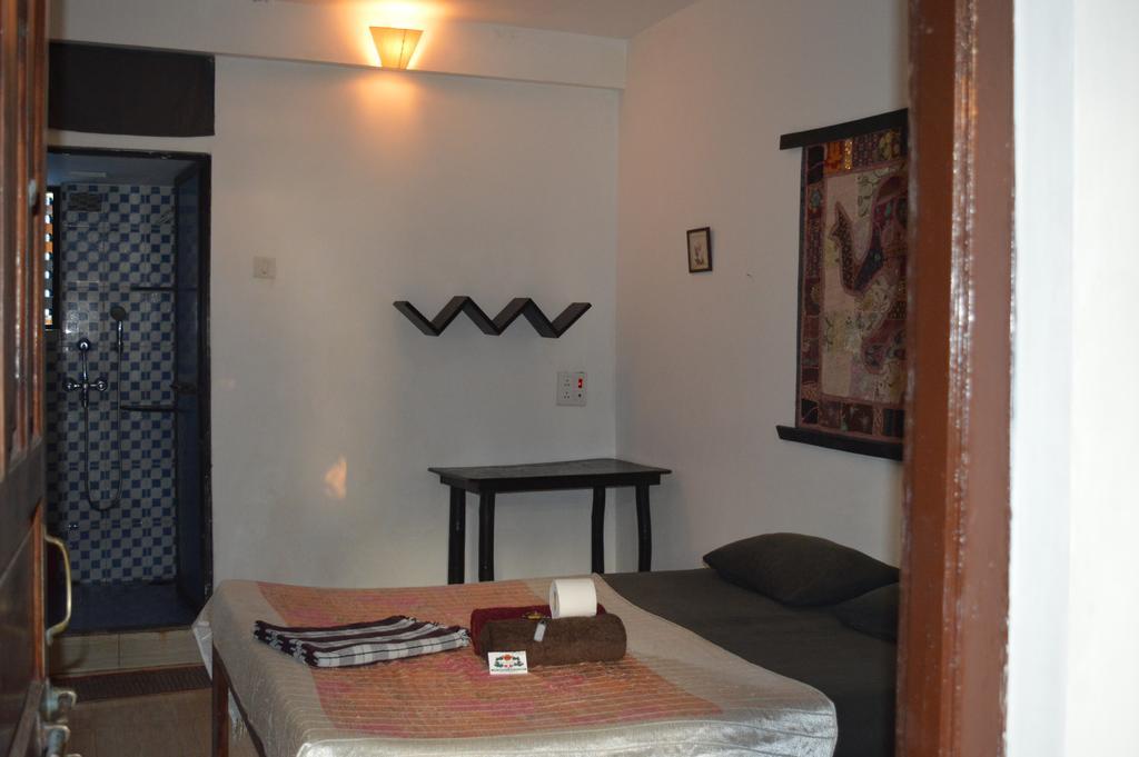 Cactus Guesthouse Arambol Bagian luar foto